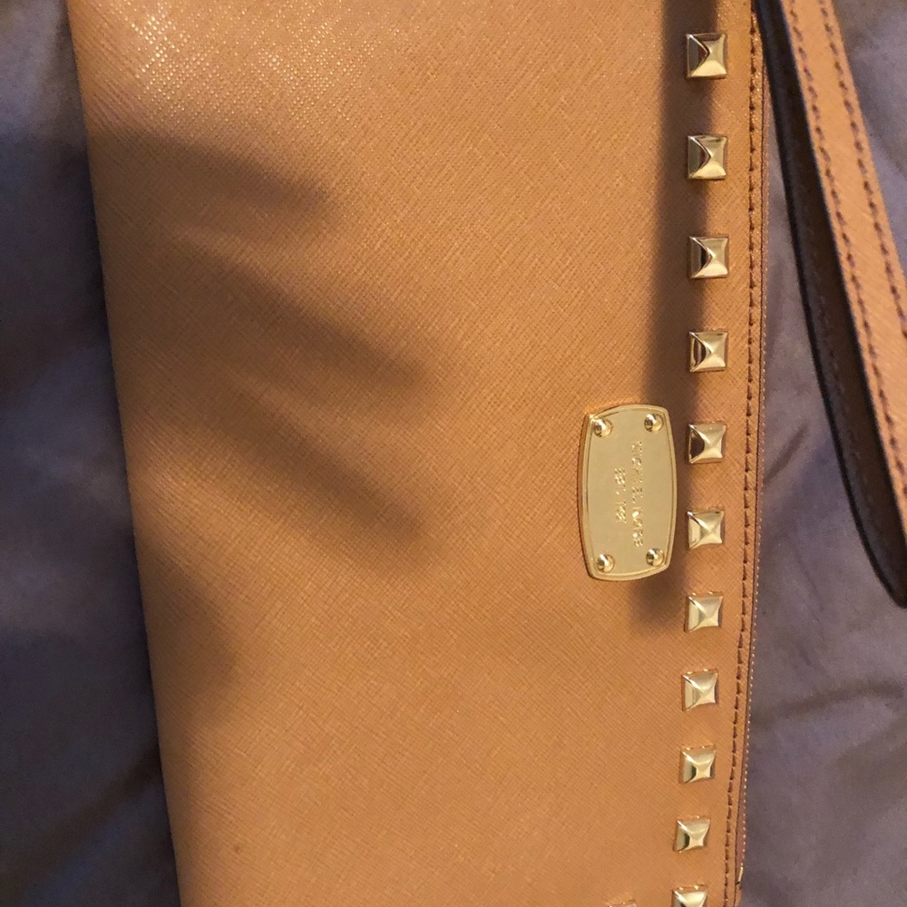Michael Kors wristlet